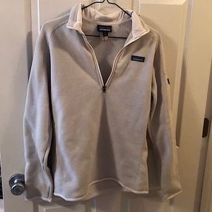 Patagonia pull over!